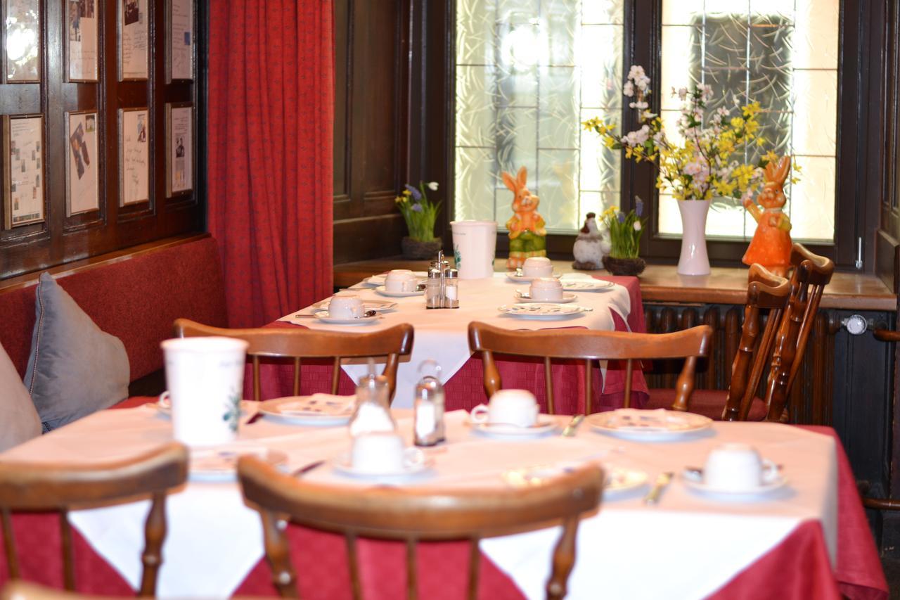 Gasthaus Loewen Freiburg im Breisgau Dış mekan fotoğraf